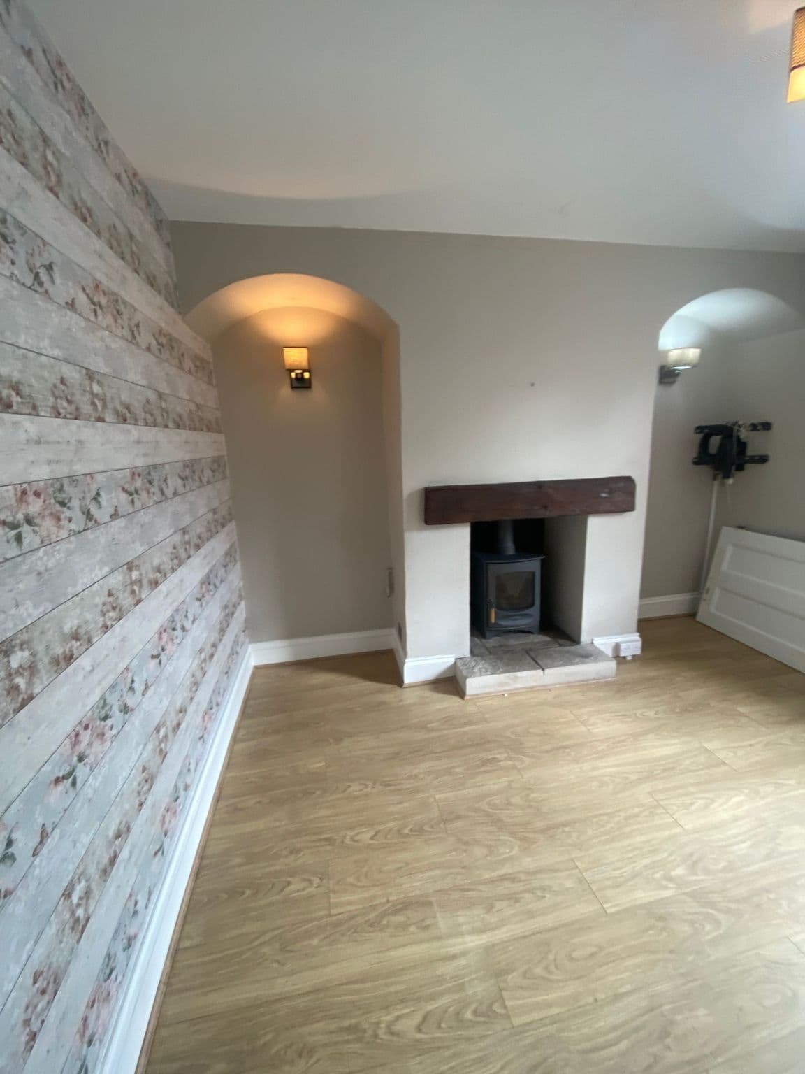 Two-bedroom cottage - view 2